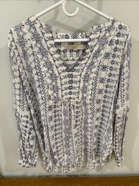 LOFT White with Navy Floral-Print Peasant Top